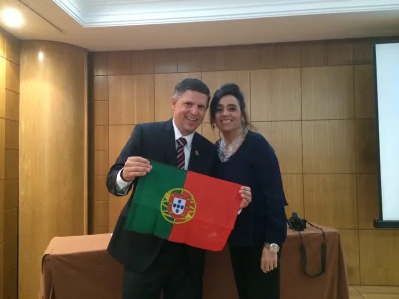 Erik Penna em palestra no Congresso Internacional em Portugal