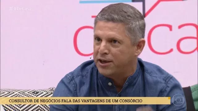 Erik Penna no programa É de Casa, da TV Globo, em 2019